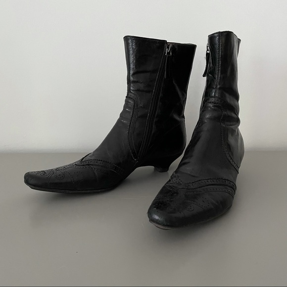 Goffredo Fantini Black Leather Kitten Heel Boots Size 36.5 Made In Italy - Picture 4 of 15
